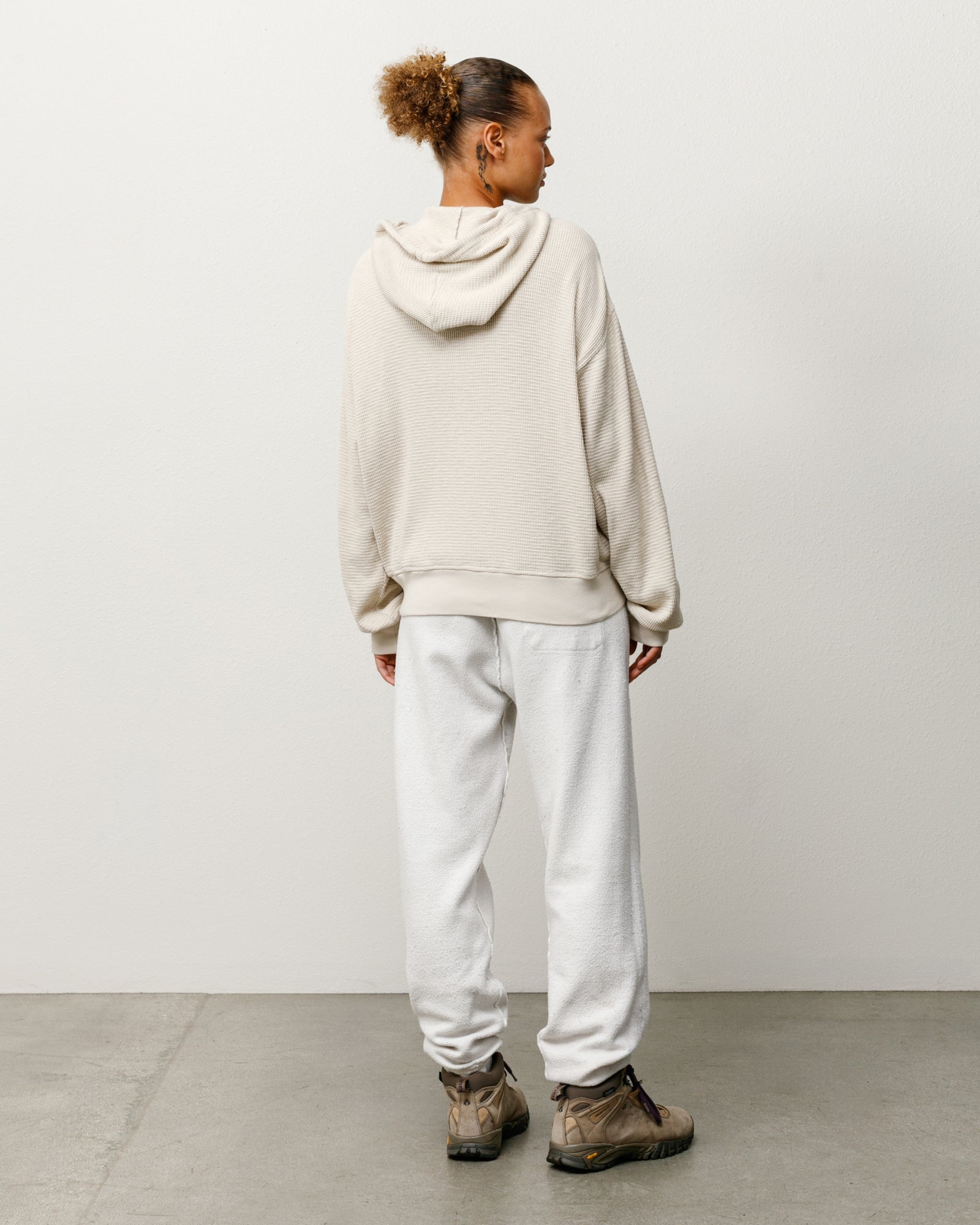 LIGHTWEIGHT THERMAL HOODIE - Image 2