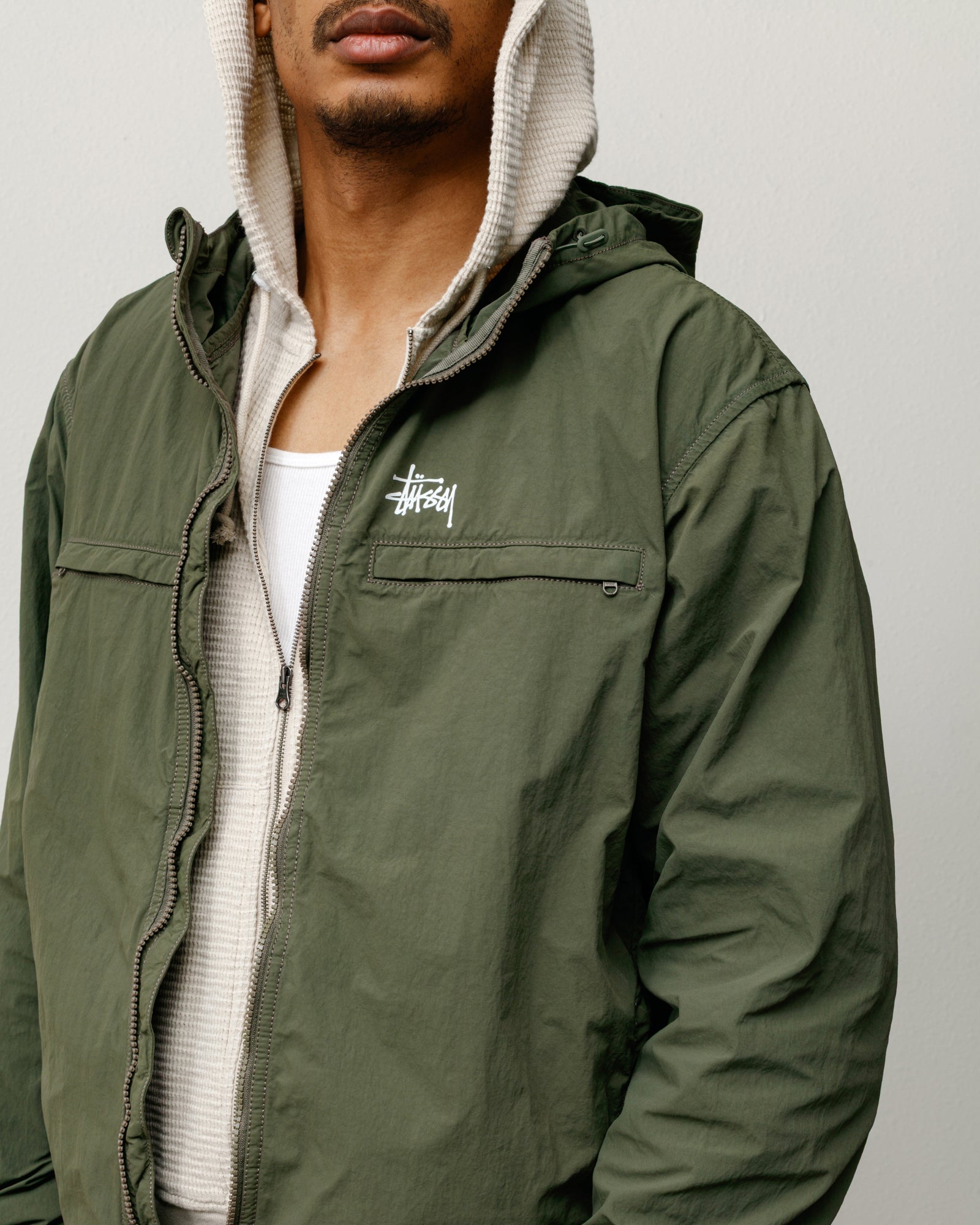 LIGHTWEIGHT HOODED JACKET - Image 2