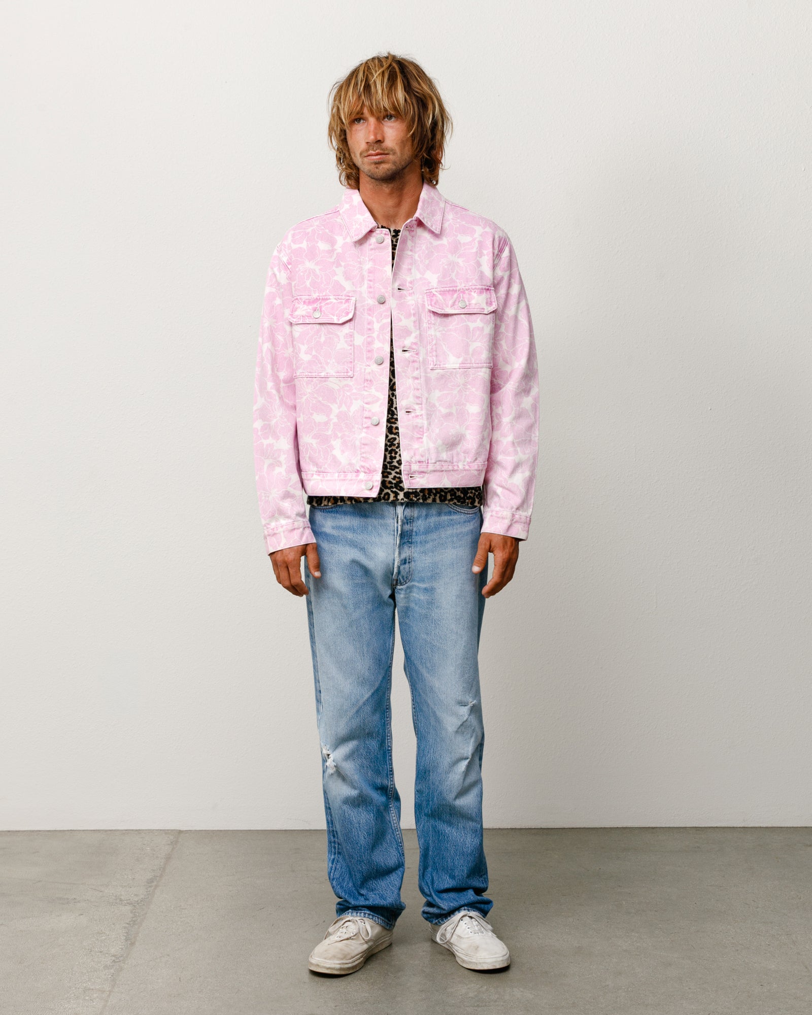 DENIM TRUCKER JACKET - Image 4