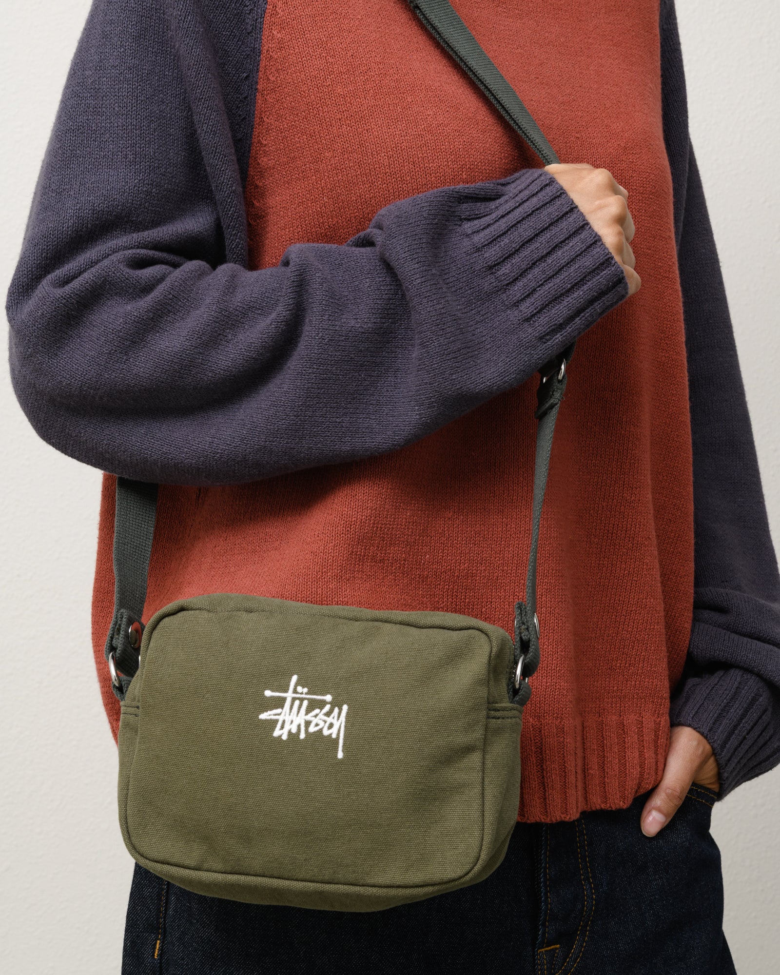 CANVAS POUCH - Image 2